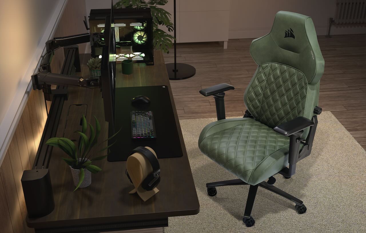 Le modèle vert de la TC500 Luxe très original se marie à merveille avec le bois et les bureaux foncés.