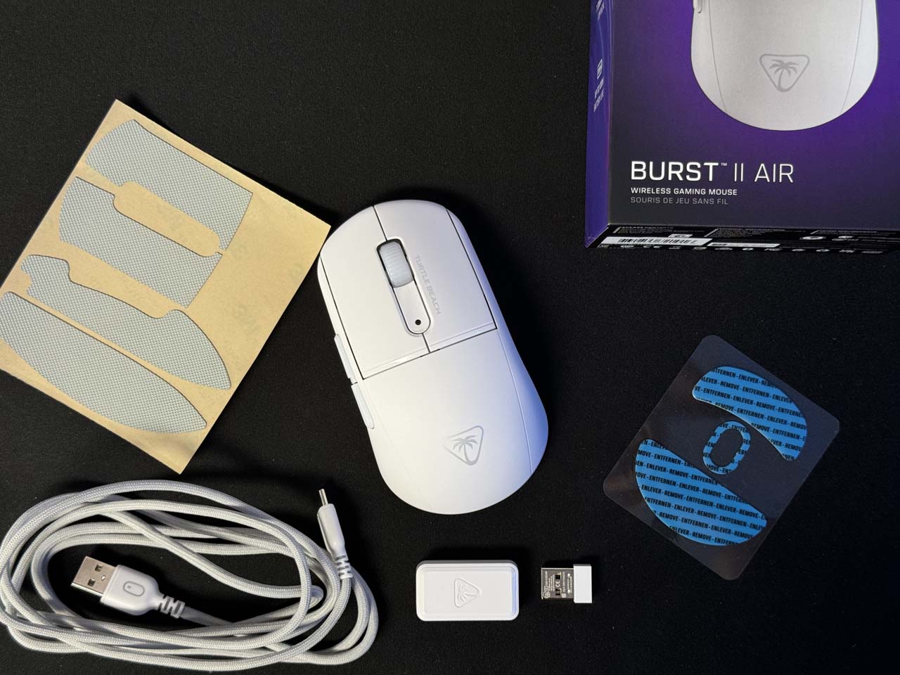 Unboxing complet de la souris Turtle Beach Burst II Air avec ses accessoires